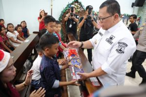 Pj. Gubernur Banten, A. Damenta Tinjau Perayaan Natal 2024 di Kabupaten Tangerang