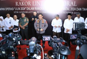 Kapolri Kerahkan Personel TNI-Polri Amankan 61 Ribu Lokasi Ibadah dan Rekreasi Selama Nataru