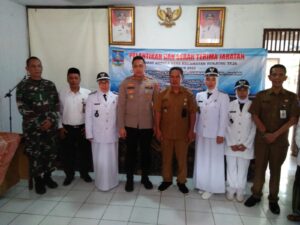 Camat Tunjung Teja Lantik Tiga Pj. Kades