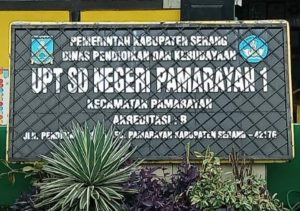 SDN Pamarayan 1 Terganggu, Akses Jalan Tertutup Kios Pedagang