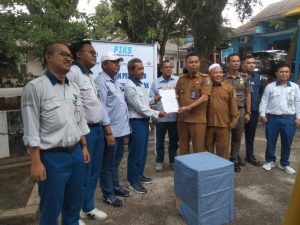 Rehab Taman Bermain Anak-Anak, FIKS Berkontribusi untuk Masyarakat