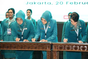 *Tinawati Andra Soni Dilantik Tri Tito Karnavian Sebagai Ketua TP-PKK dan Pembina Posyandu Banten