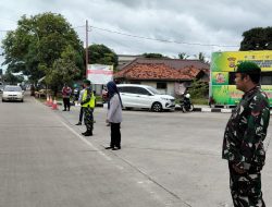 Babinsa Koramil 0602-02/Kasemen dan Polsek Kasemen Siaga Amankan Idul Fitri 1446 H