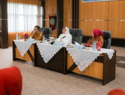 Ketua Tim Pembina Posyandu Tinawaty Andra Soni : “Posyandu Wadah Partisipasi Masyarakat Dalam Pembangunan”