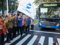 Gubernur Banten dan Gubernur DK Jakarta Resmikan Operasional TransJakarta S-61 Blok M – Alam Sutera