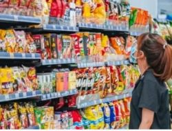 Makanan Mengandung Babi Dijual Bebas di Alfamart, Alfamidi dan Indomart