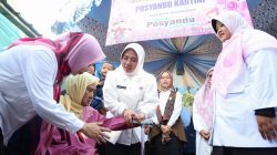 Tinjau Posyandu di Kota Serang, Ketua TP Posyandu Banten Sebut Transformasi New Posyandu Berjalan Baik
