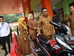 Gubernur Banten Tinjau Pelayanan di Samsat Malingping Kabupaten Lebak