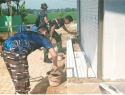 Pasiter Kodim 0602/Serang Pantau Progres MCK Komunal di Desa Silebu