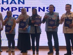 Ratu Syafitri Muhayati Raih Sertifikat Kompetensi Penyuluh dan Auditor Forensik