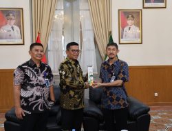 Gubernur Banten  : “Pemprov dan TNUK Lakukan Translokasi Dua Badak Jawa”