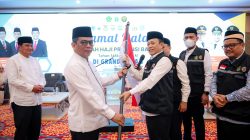 Gubernur Banten Sambut Kedatangan Jamaah Haji Kloter JKG 21 Kabupaten Tangerang