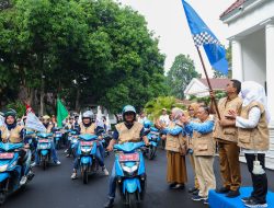 Gubernur Banten Andra Soni Lepas Kirab Bangga Kencana 2025