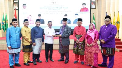 Gubernur Andra Soni Hadiri Pelantikan DMDI Banten