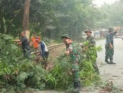 Karya Bakti Koramil 0602-19/Cikande dan PT Arwana: Wujud Sinergi untuk Lingkungan Bersih