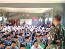Danramil 0602-18/Kragilan Tingkatkan Kesadaran Berbangsa dan Bernegara Pelajar SMAN 1 Kragilan