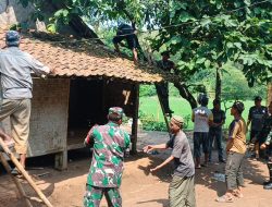 Koramil 0602-20/Pamarayan Mulai Bongkar.Rumah Program  Rutilahu di Desa Pudar