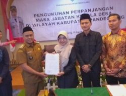 102 Eks Kepala Desa Kabupaten Pandeglang Resmi Diperpanjang Masa Jabatannya