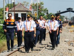 KA Argo Bromo Anggrek Anjlok di Stasiun Pegadenbaru Subang