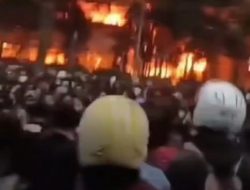 Bandung Lautan Api,  Rumah Sebelah Gedung Sate Dibakar Massa