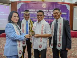 Dihadapan Advokat, Gubernur Banten Paparkan Program Sekolah Gratis