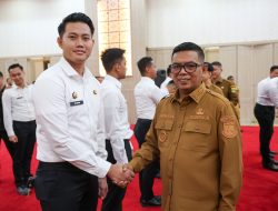 Gubernur Banten Tekankan Profesionalisme ASN saat Lantik CPNS dan Dokter Spesialis