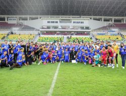 Gubernur Andra Soni Akan Lengkapi Fasilitas BIS, Dorong Prestasi Klub Sepak bola Banten