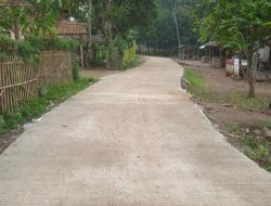 Dulu Becek dan Berlubang, Jalan di Kampung Pasir Waru Serang Kini Rampung Diperbaiki