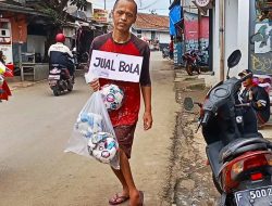 Kisah Pilu Pengrajin Bola Difabel yang Berjuang Menghadapi Kelaparan