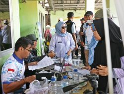 Disdukcapil Kabupaten Serang Jemput Bola Layanan Adminduk Gratis di Pulo Panjang dan Tanara