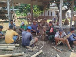 Sambut LKBA, Babinsa Koramil 0602-04/Taktakan Bersama Warga Adakan Karya Bakti