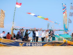 Gubernur Andra Soni Buka Festival Karang Kabua
