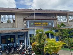 Buruh Proyek Pembangunan RKB SMAN 1 Cikeusal Meradang, Hingga Kini Upahnya Belum Dibayar