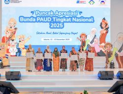 Dedikasi Bangun PAUD, Tinawati Andra Soni Diganjar Penghargaan Kemendikdasmen 