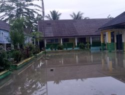 Pemerintah Desa Pamarayan Bersama Polsek Tanggap Atasi Masalah Banjir