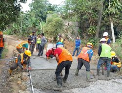 Program Bangun Jalan Desa Sejahtera Tingkatkan Ekonomi dan Layanan Publik di Banten