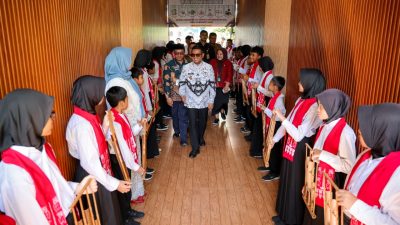 Peringati HGN, Gubernur Banten Andra Soni Nostalgia ke SD Gandaria Utara 03