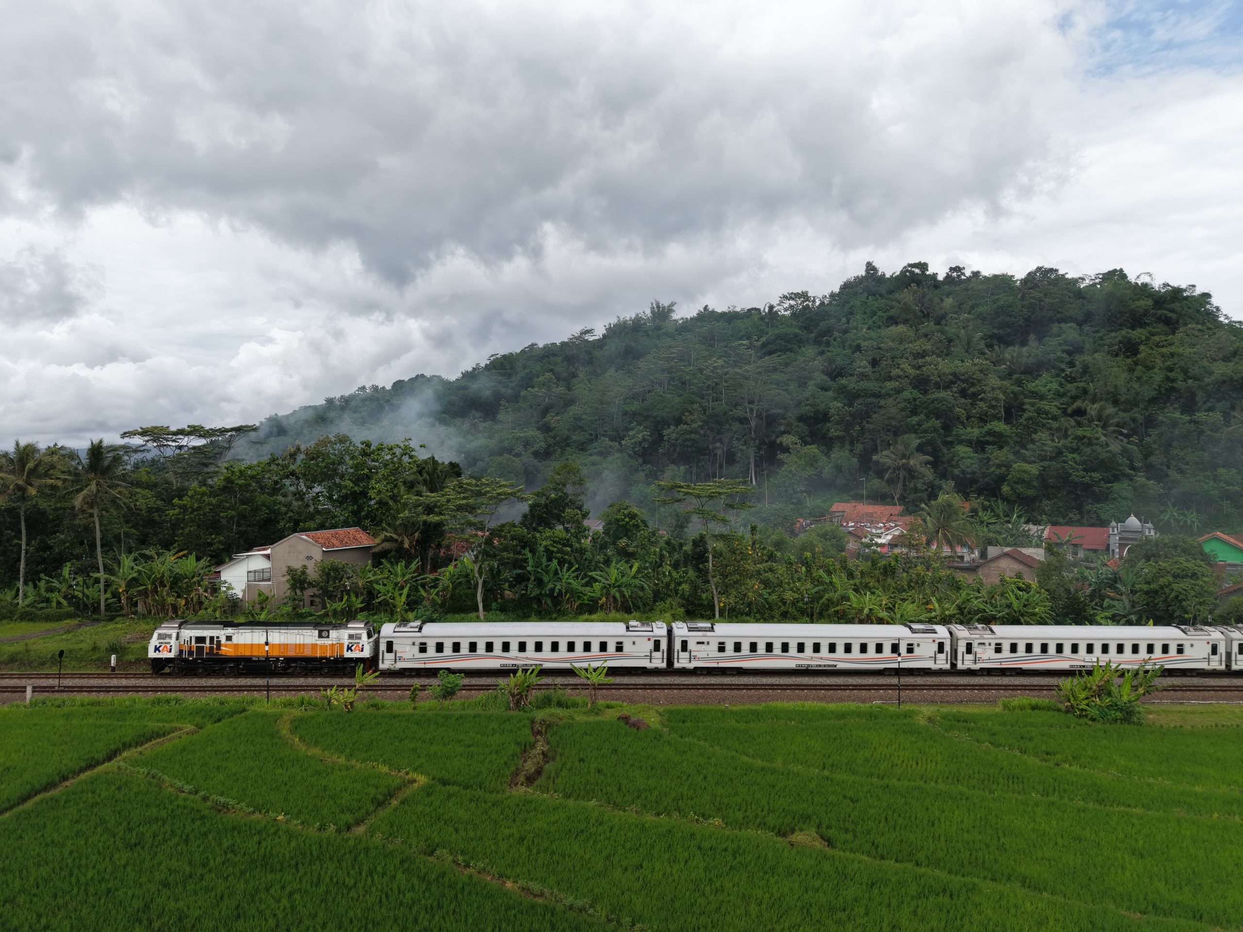 Daftar Kereta yang Diskon Tiket 30 Persen