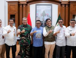 Gubernur Andra Soni Bahas Penertiban Tambang Ilegal Bersama Kemenhut dan Satgas PKH