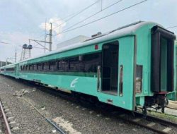 KAI Operasikan Kereta Khusus Petani dan Pedagang