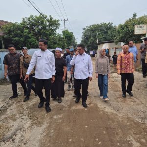 Pemprov Banten Percepat Perbaikan Jalan Menuju Destinasi Wisata Jelang Libur Nataru