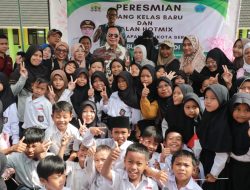 Wali Kota Serang Resmikan Tiga RKB dan Jalan Hotmix di SDN Banten Indah Permai