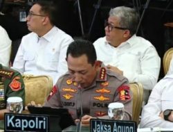 Kapolri Sebut Kayu Gelondongan di Bencana Sumatera, Satu Korporasi Naik Penyidikan