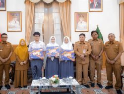 Gubernur Andra Soni Apresiasi Siswa Peraih Juara I Lomba Cerdas Cermat BPK RI