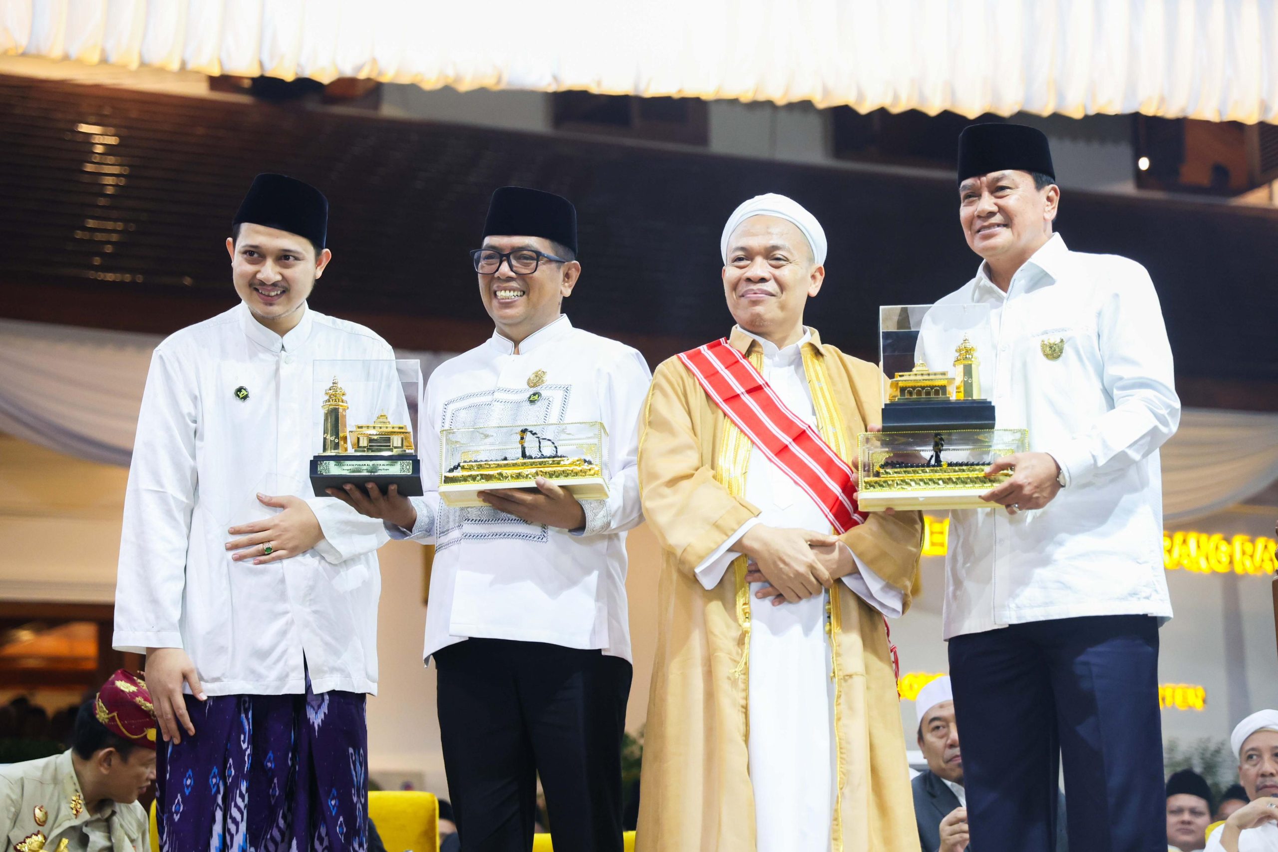 Resmikan Masjid Al-Istiqlaliyyah, Gubernur Andra Soni: Masjid Pilar Utama Peradaban Islam