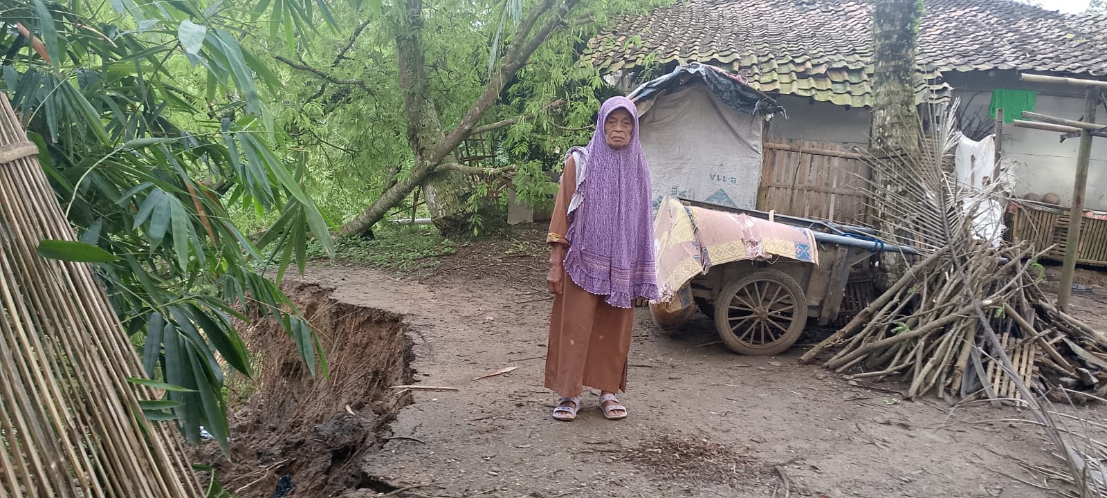 Bupati Serang Relokasi Warga Terdampak Banjir Sungai Cisangu