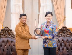 Terima Kunjungan OJK, Gubernur Andra Soni Dorong Penguatan Bank Banten dan Sinergi Literasi Keuangan