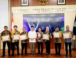 Gubernur Andra Soni dan Wagub Dimyati Natakusumah Raih Tangerang Raya Award 2026