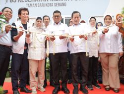 Dekatkan Pelayanan Dasar, Gubernur Andra Soni Resmikan Pos Kesehatan Merah Putih di Kota Serang