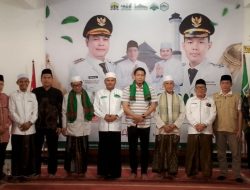 Bazar Ramadhan Ats Tsauroh Serang Dibuka, Warga Kota Serang Antusias Berburu Takjil